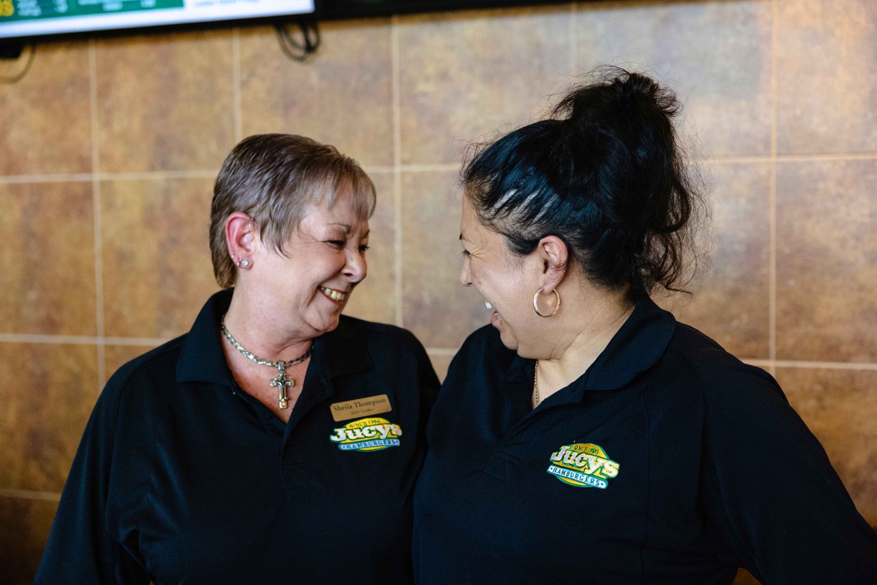 Apply Jucys Hamburgers